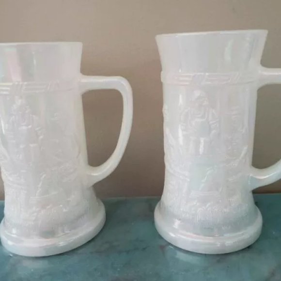 Set of 2 vintage antique BEER STEINS Beer Glasses Federal Milk Glass Carnival - Picture 5 of 5